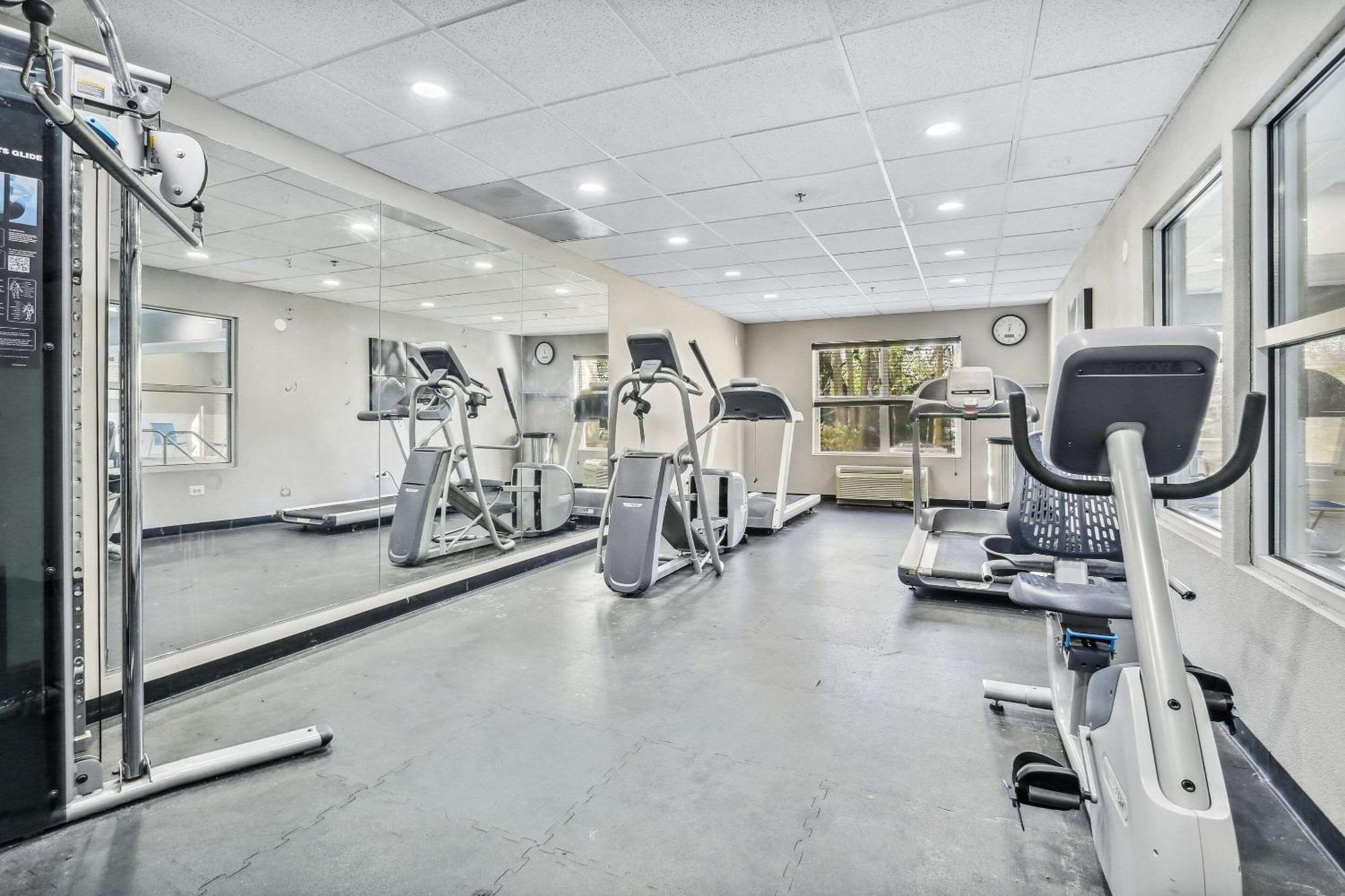 Country Inn & Suites By Radisson, Chicago O'Hare South, Il Bensenville المظهر الخارجي الصورة